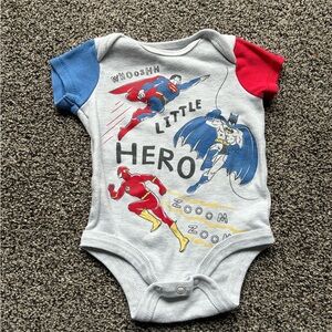 FINAL SALE 3/31/26 DC Justice League Short Sleeve Onesie, Size 0/3 Months